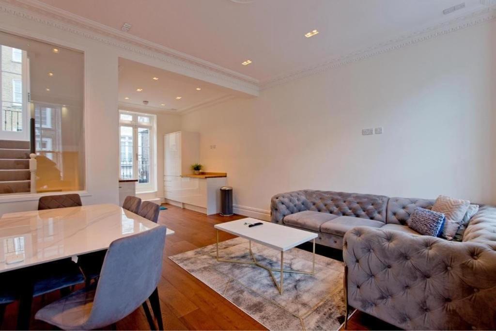 Appartamento Charming Beau 2-bed Haven Near Harrods Londra